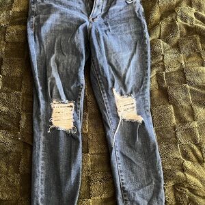 Good American Good waist crop Women’s Distressed Blue Knee-Rip Jeans 32/14